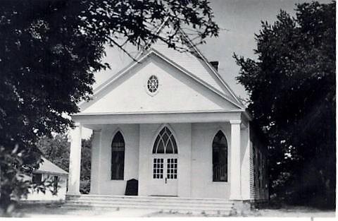 1940s photo of the church building